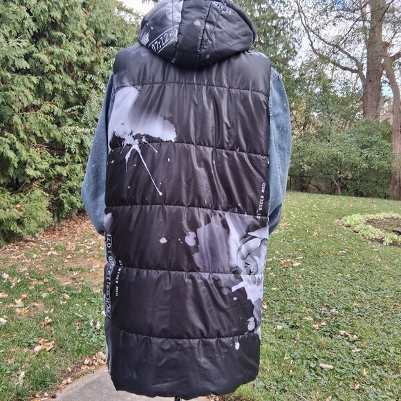 Black White Rose with Crystals Hooded Puffer Vest XL - Picture 10 of 15